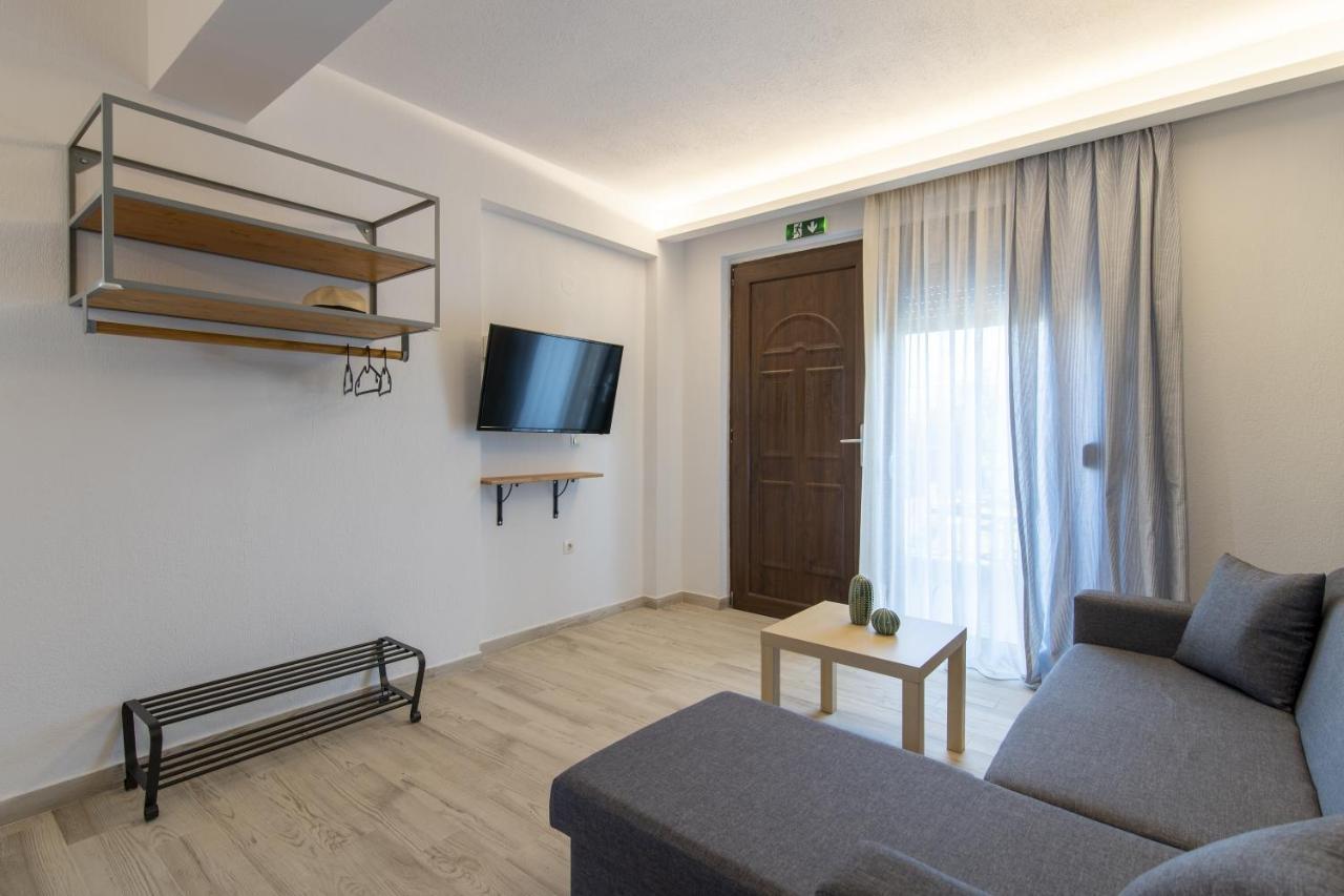 Varka Rooms Nikiti  Bagian luar foto